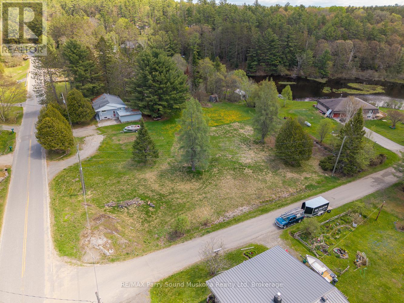 63 Pineridge Drive, Mcdougall, ON