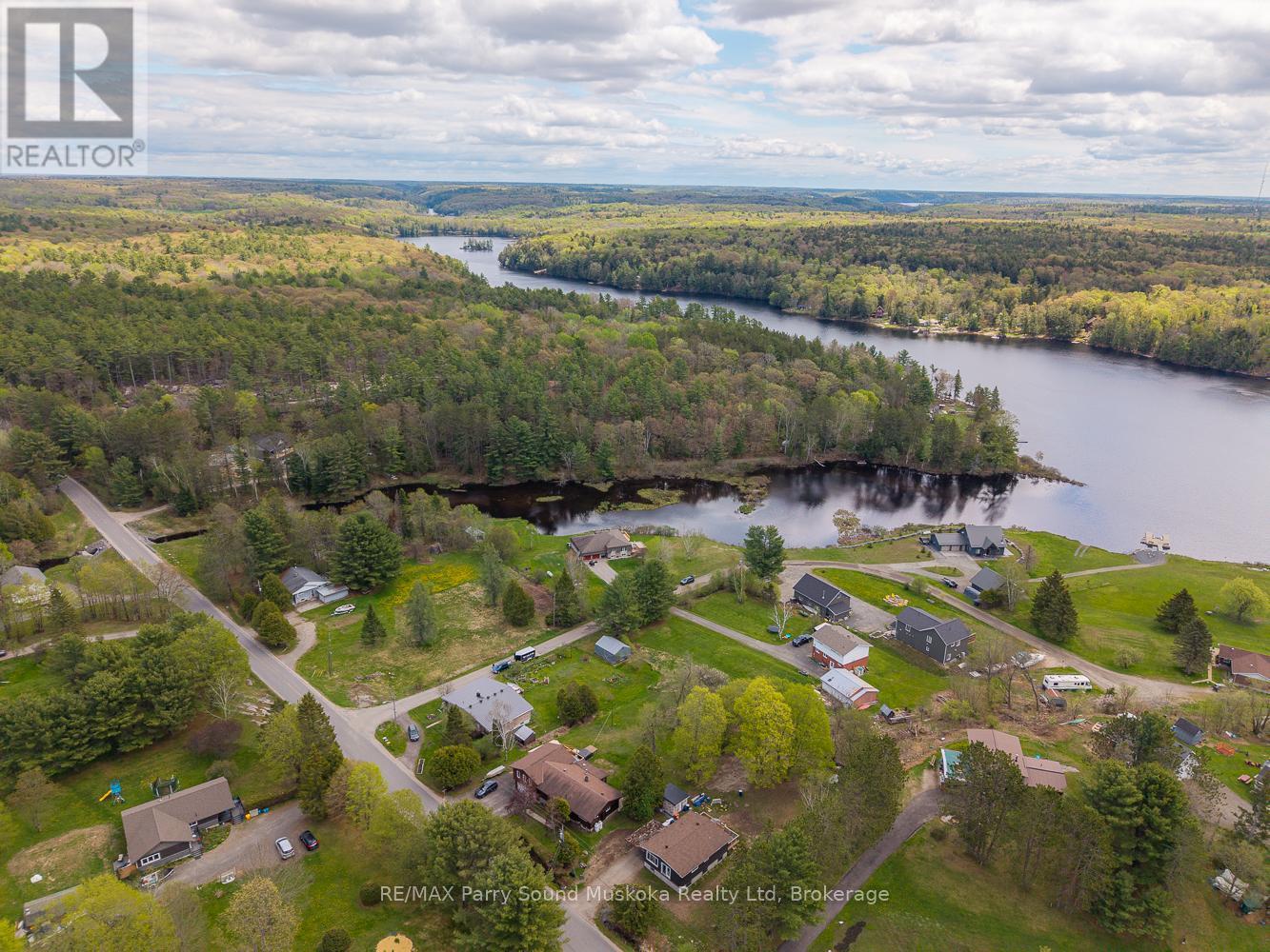 63 Pineridge Drive, Mcdougall, ON