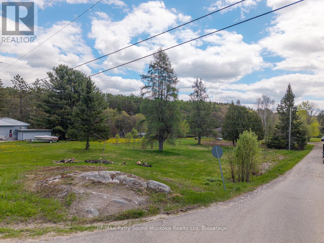 63 Pineridge Drive, Mcdougall, ON