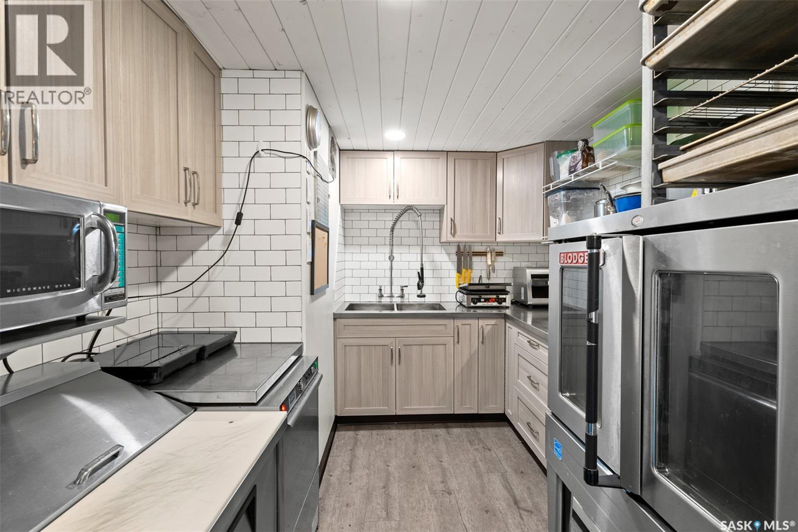 402 1St Avenue S, Martensville, SK