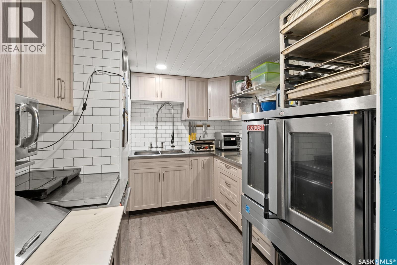 402 1St Avenue S, Martensville, SK