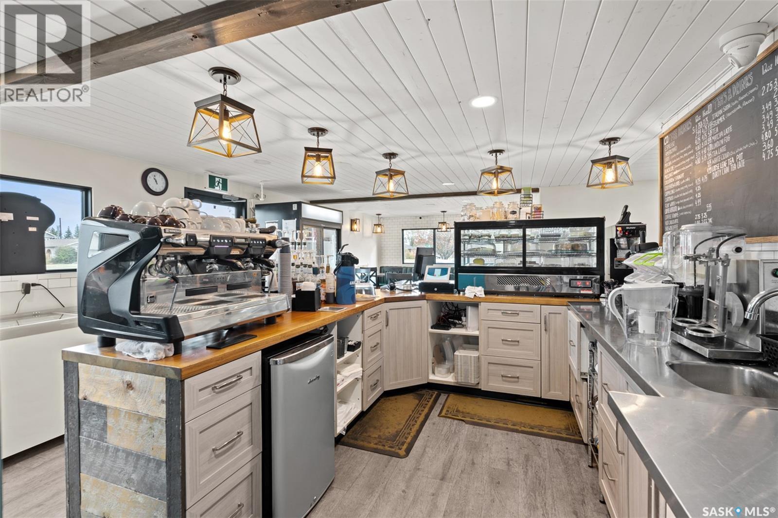 402 1St Avenue S, Martensville, SK