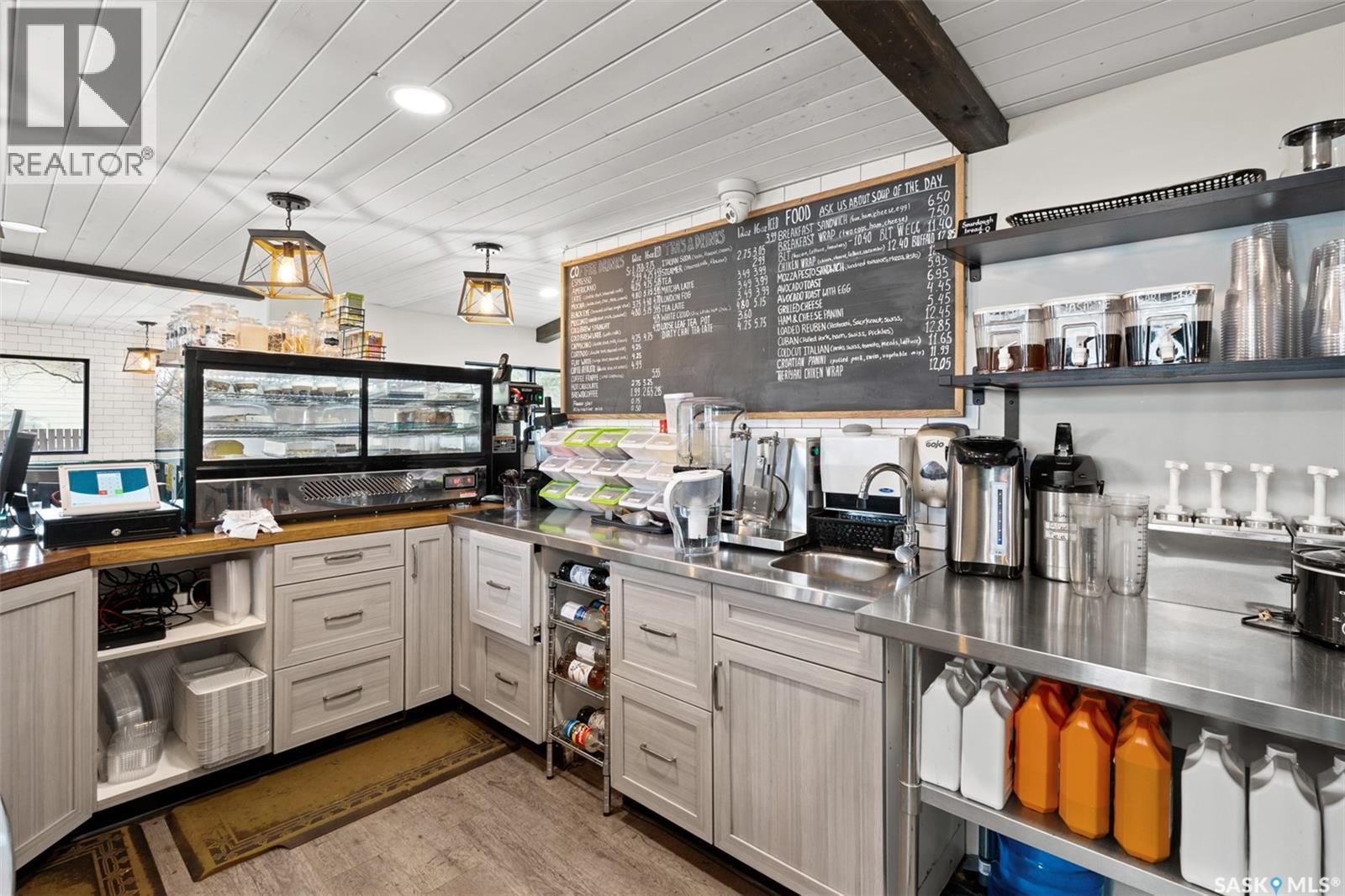 402 1St Avenue S, Martensville, SK