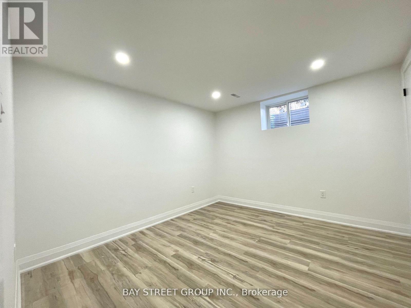 2 - 119 Claymore Crescent, Oshawa, ON - Indoor