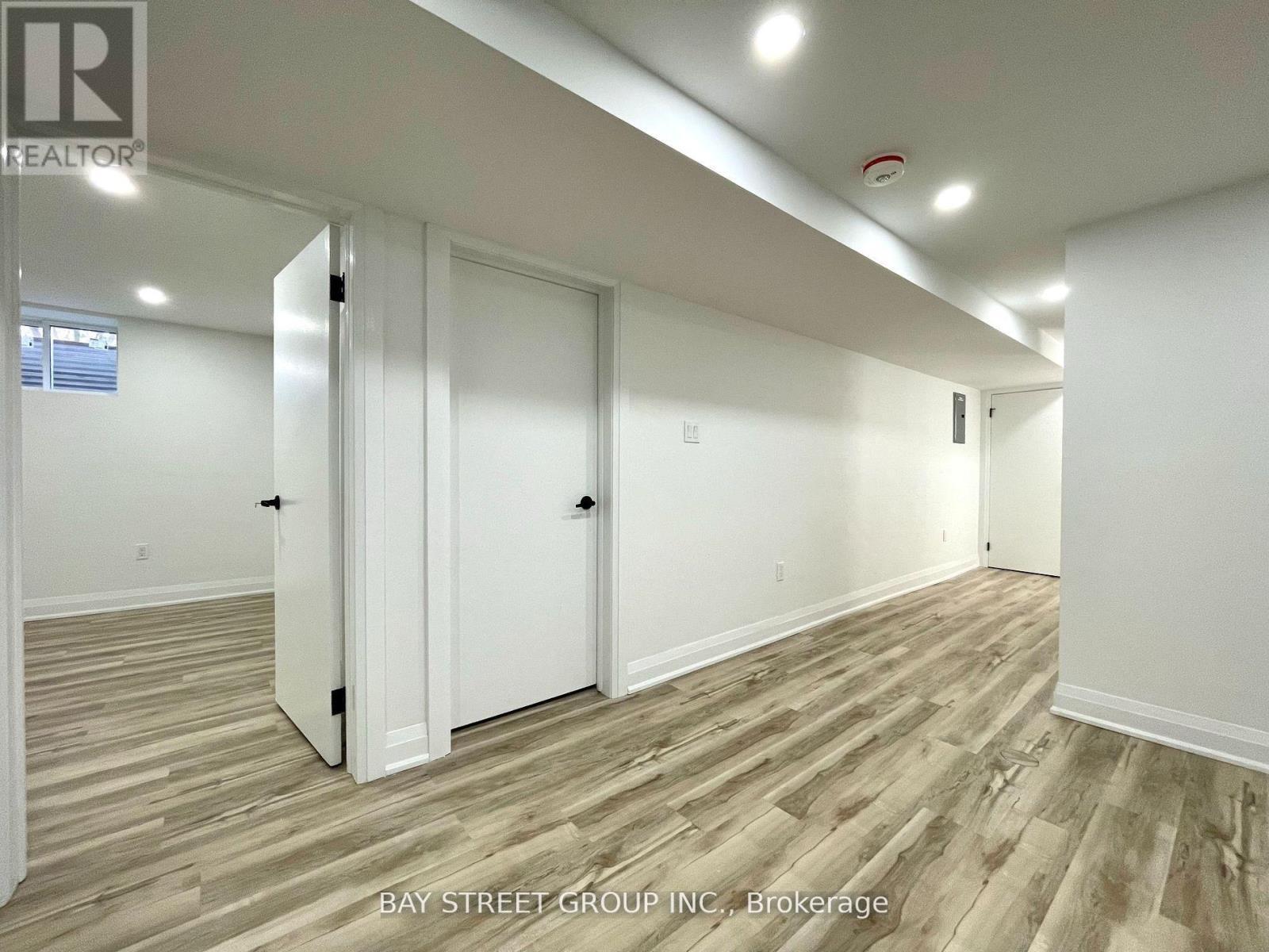 2 - 119 Claymore Crescent, Oshawa, ON - Indoor