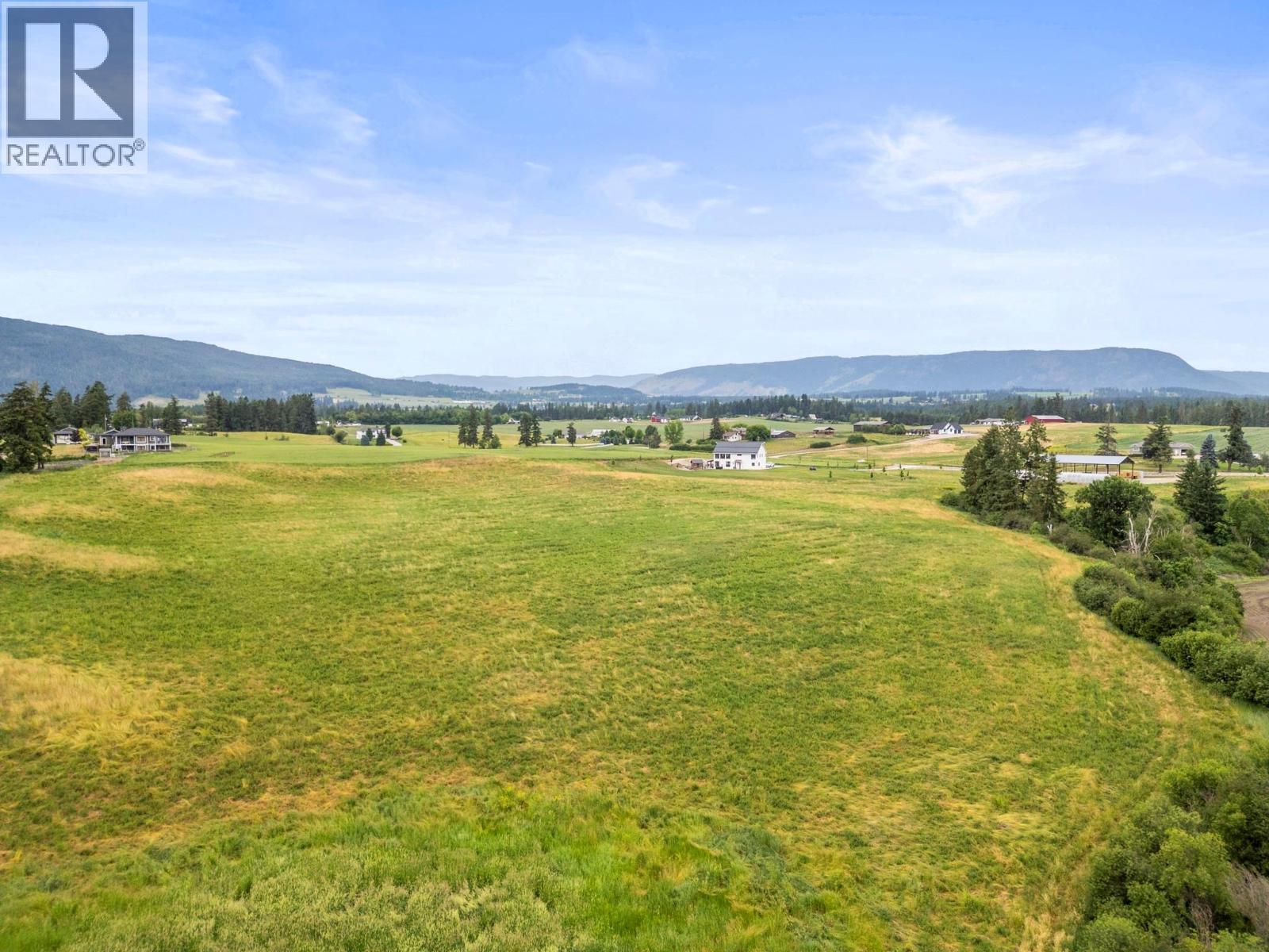 2589 Young Road, Spallumcheen, BC - Outdoor With View