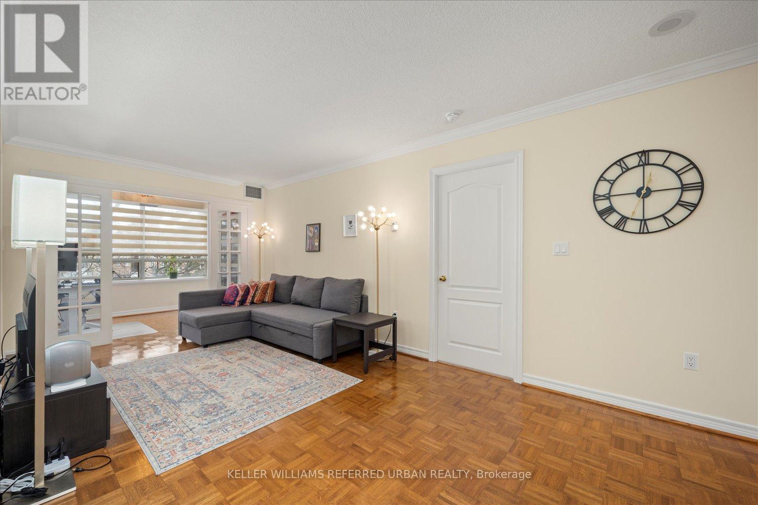 308 - 88 Grandview Way, Toronto, ON - Indoor Photo Showing Living Room