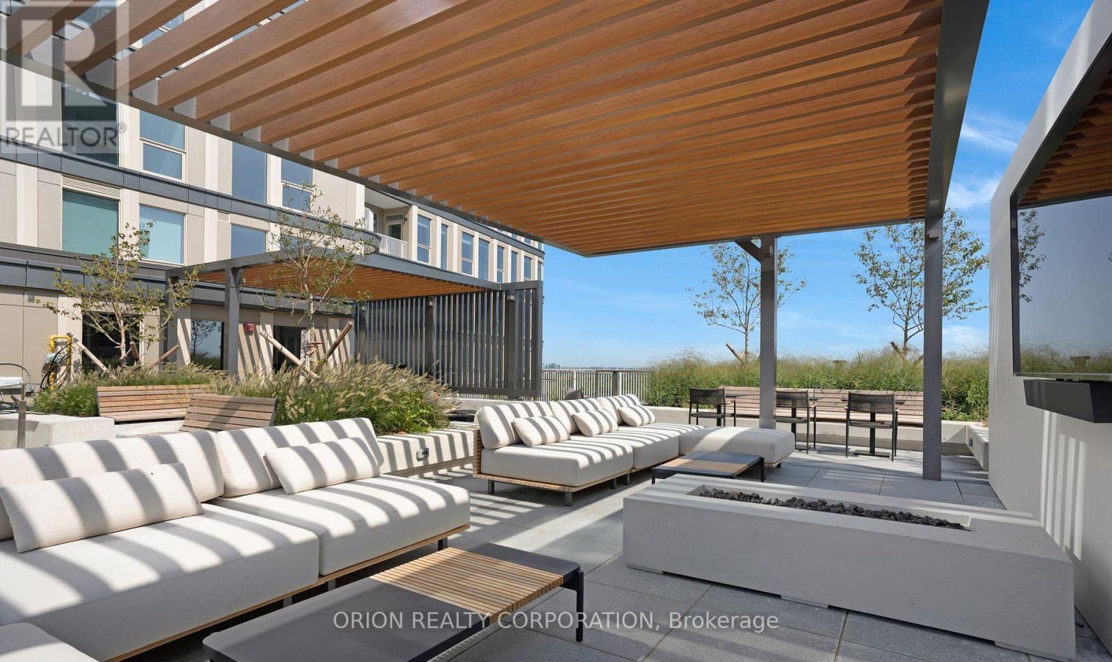 2004 - 3240 William Coltson Avenue, Oakville, ON - Outdoor With Deck Patio Veranda With Exterior