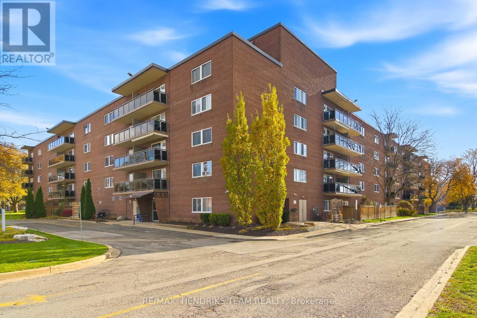 417 - 196 Scott Street, St. Catharines (Fairview), ON - Outdoor With Balcony