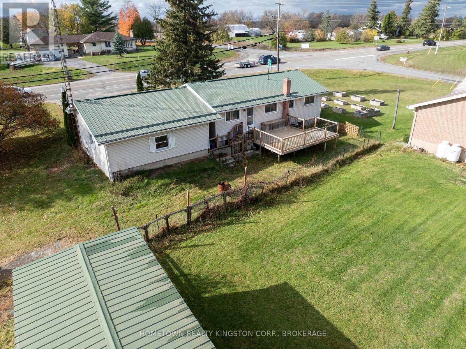 5314-5316 Highway 38, Frontenac (Frontenac South), ON - Outdoor With Deck Patio Veranda