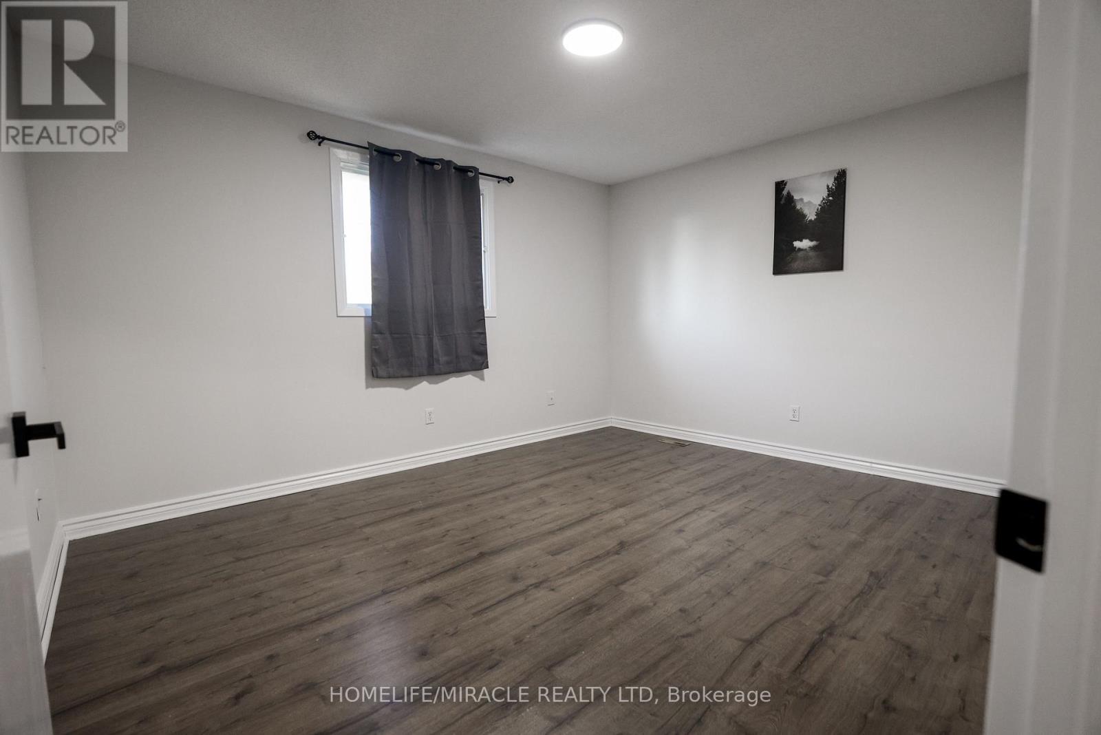 Main - 699 Classic Drive, London East, ON - Indoor Photo Showing Other Room