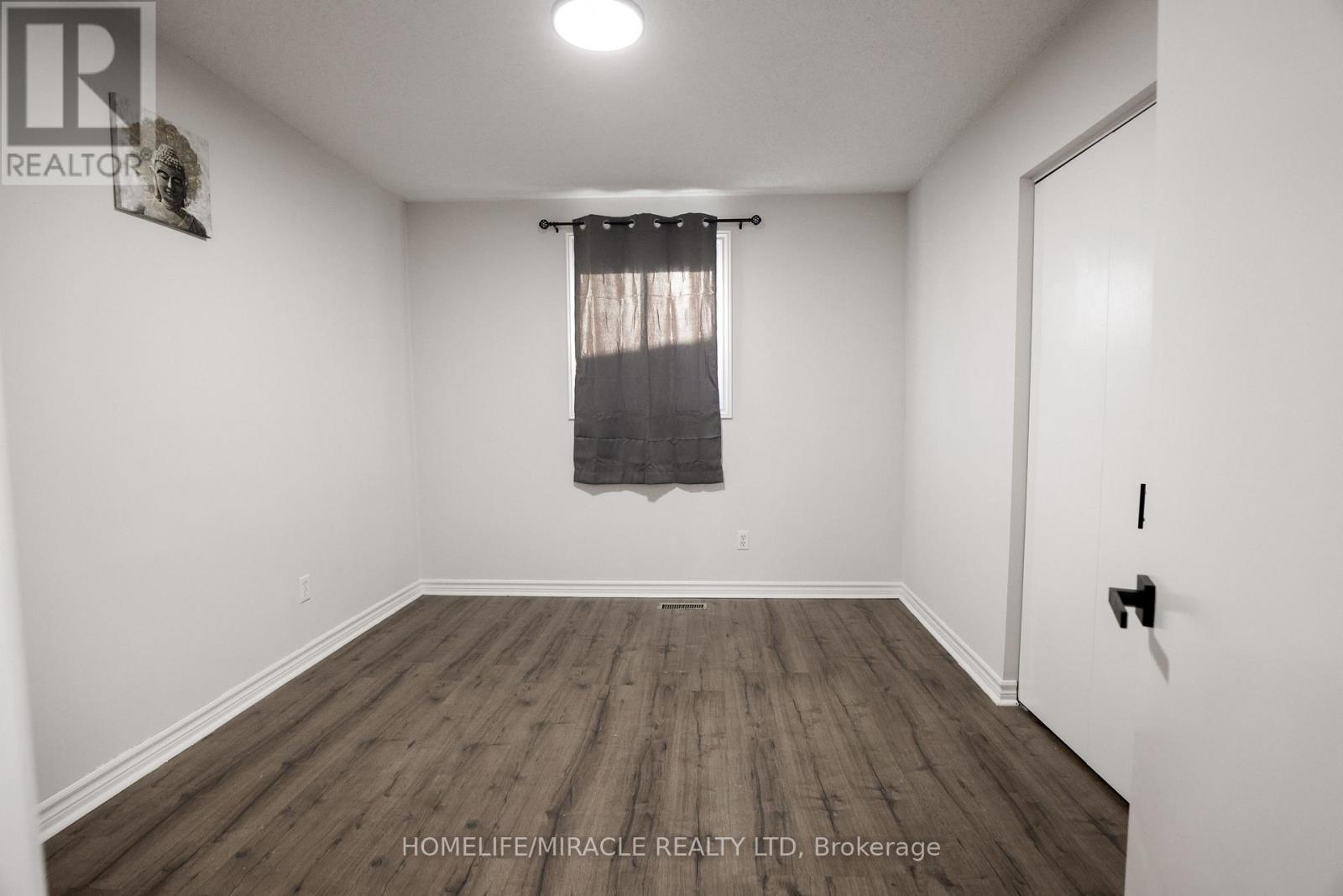 Main - 699 Classic Drive, London East, ON - Indoor Photo Showing Other Room