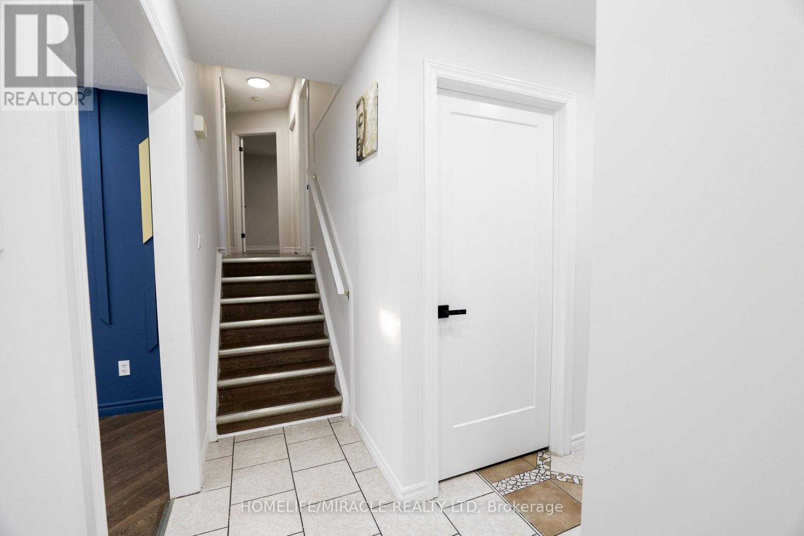 Main - 699 Classic Drive, London East, ON - Indoor Photo Showing Other Room