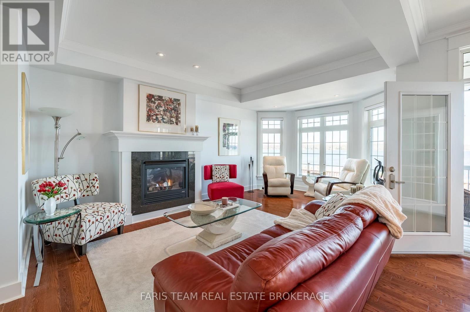 12 - 155 William Street, Midland, ON - Indoor Photo Showing Living Room With Fireplace