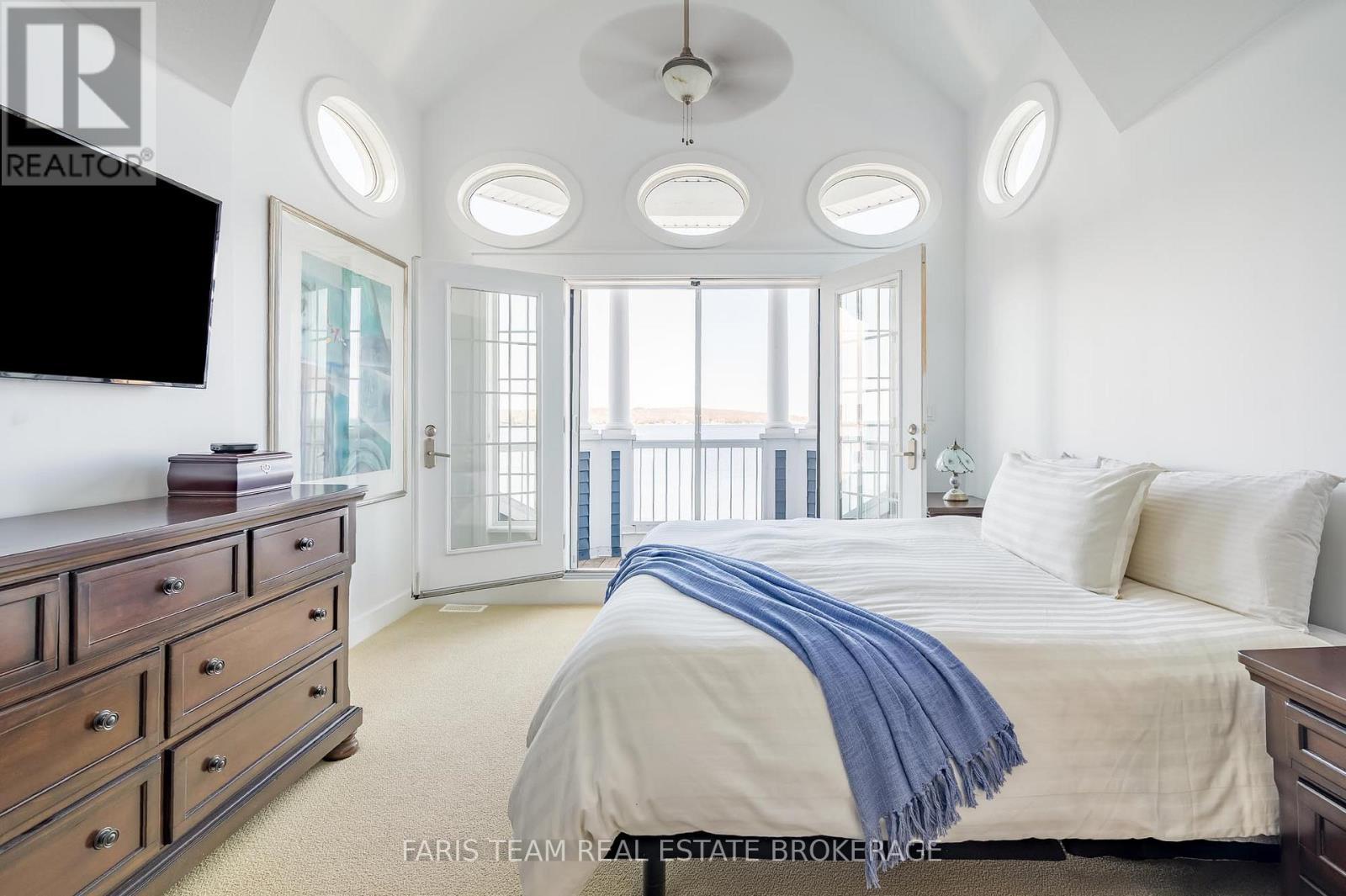 12 - 155 William Street, Midland, ON - Indoor Photo Showing Bedroom