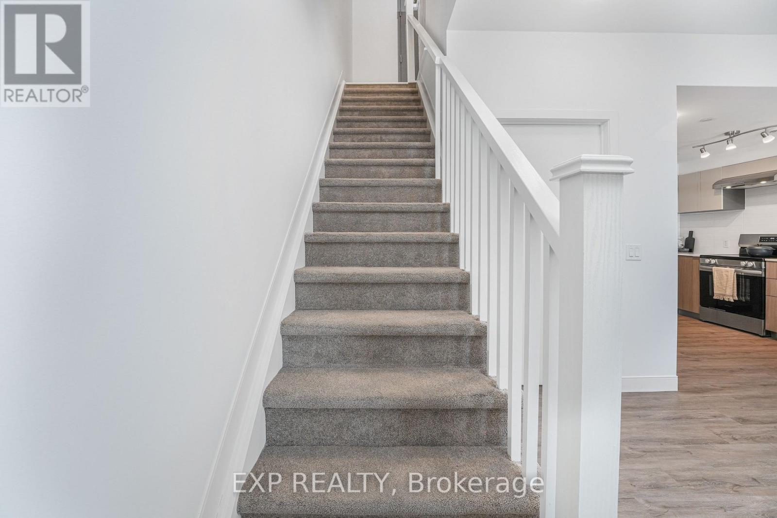 Stairs - Th2 - 100 Manett Crescent, Brampton, ON