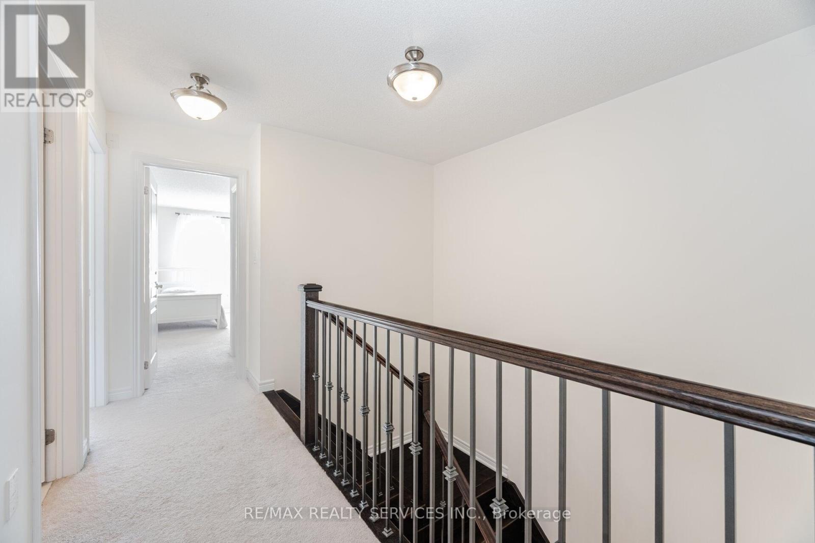 15 Vinewood Road, Caledon, ON - Indoor Photo Showing Other Room