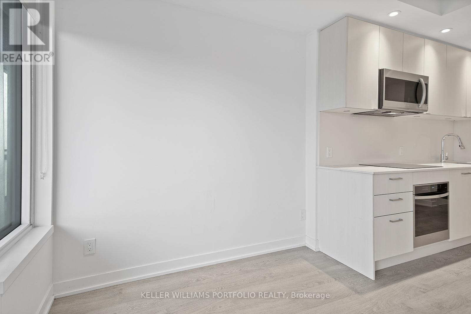 2103 - 1928 Lake Shore Boulevard W, Toronto, ON - Indoor