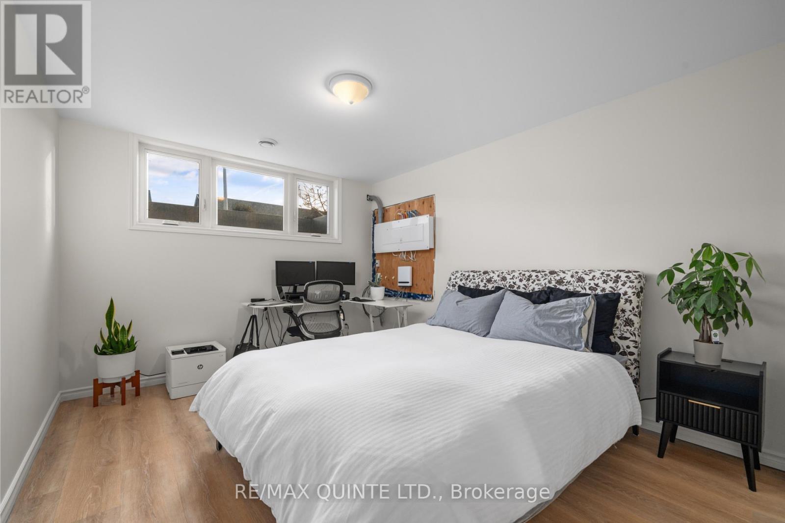 63 Athabaska Drive, Belleville (Belleville Ward), ON - Indoor Photo Showing Bedroom