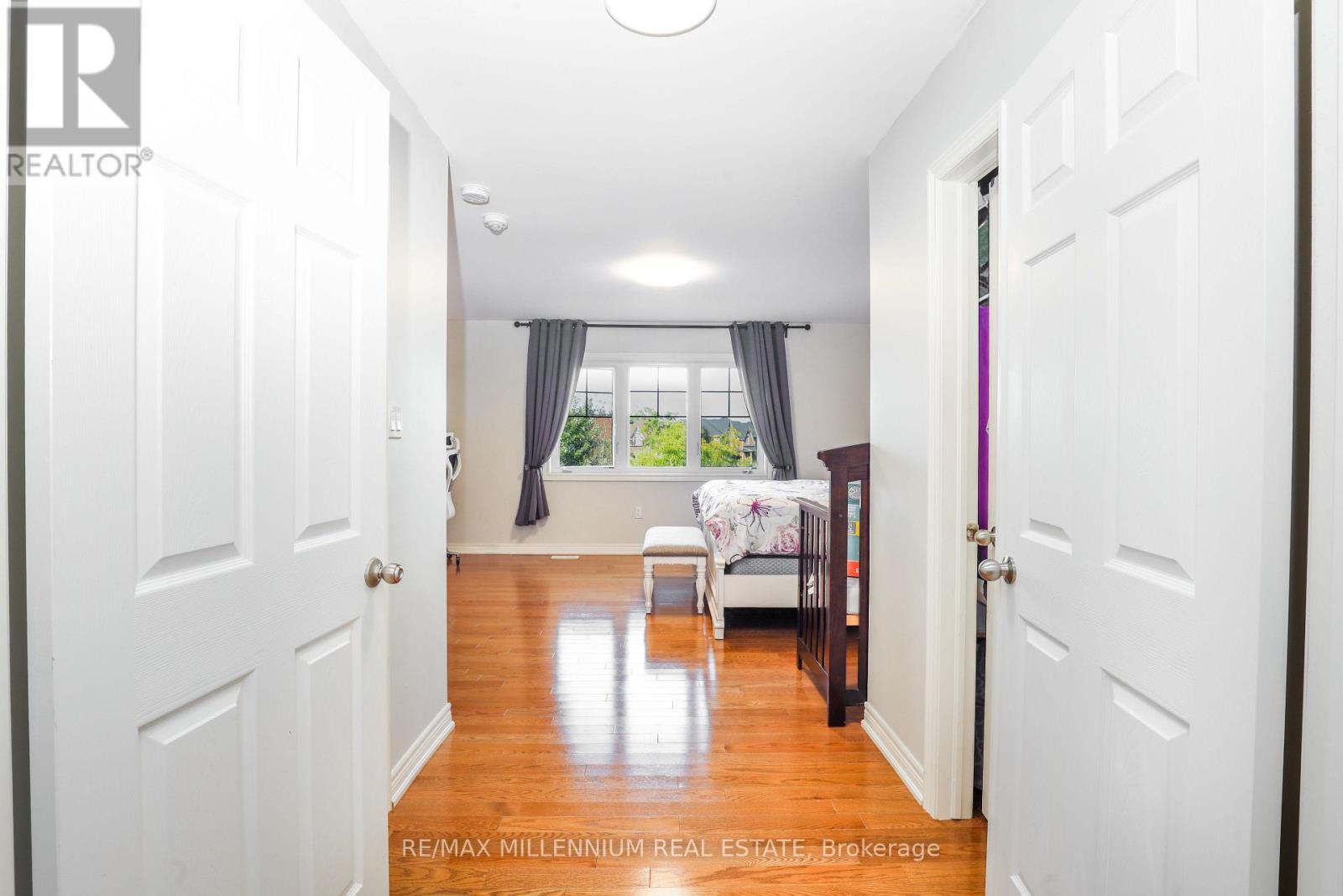 58 Trail Boulevard, Springwater, ON - Indoor Photo Showing Other Room