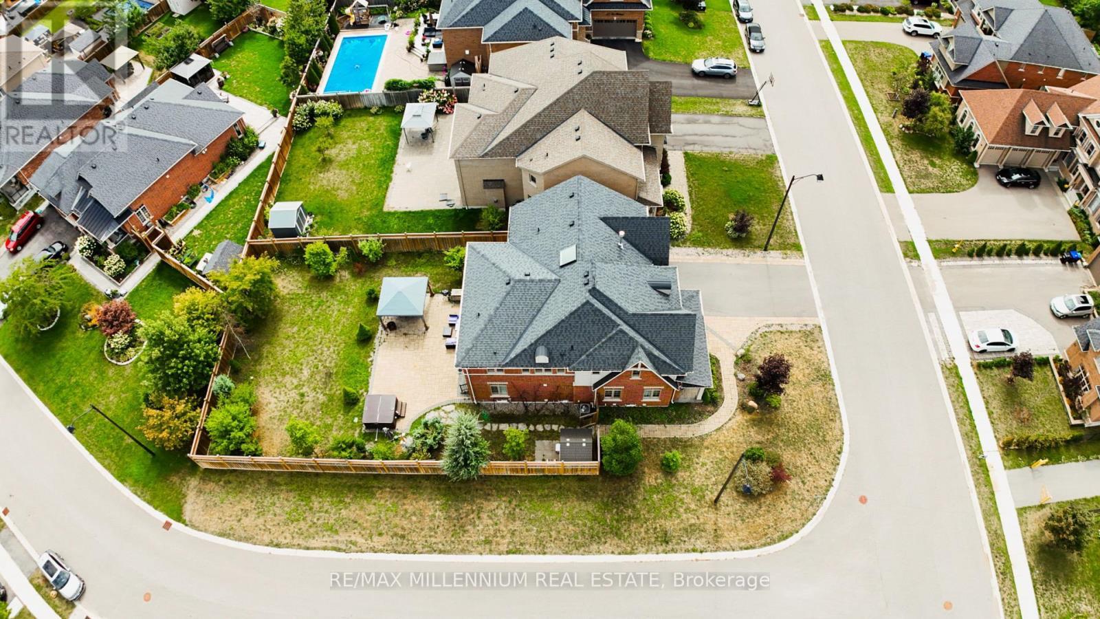 58 Trail Boulevard, Springwater, ON - With View