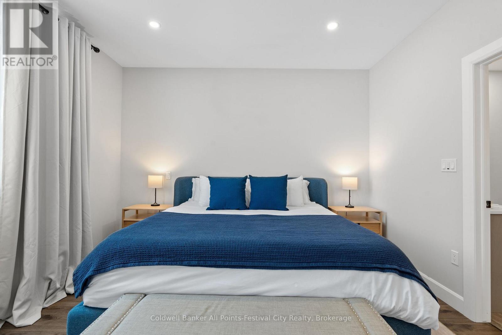 451 Woodridge Drive, Goderich (Goderich (Town)), ON - Indoor Photo Showing Bedroom