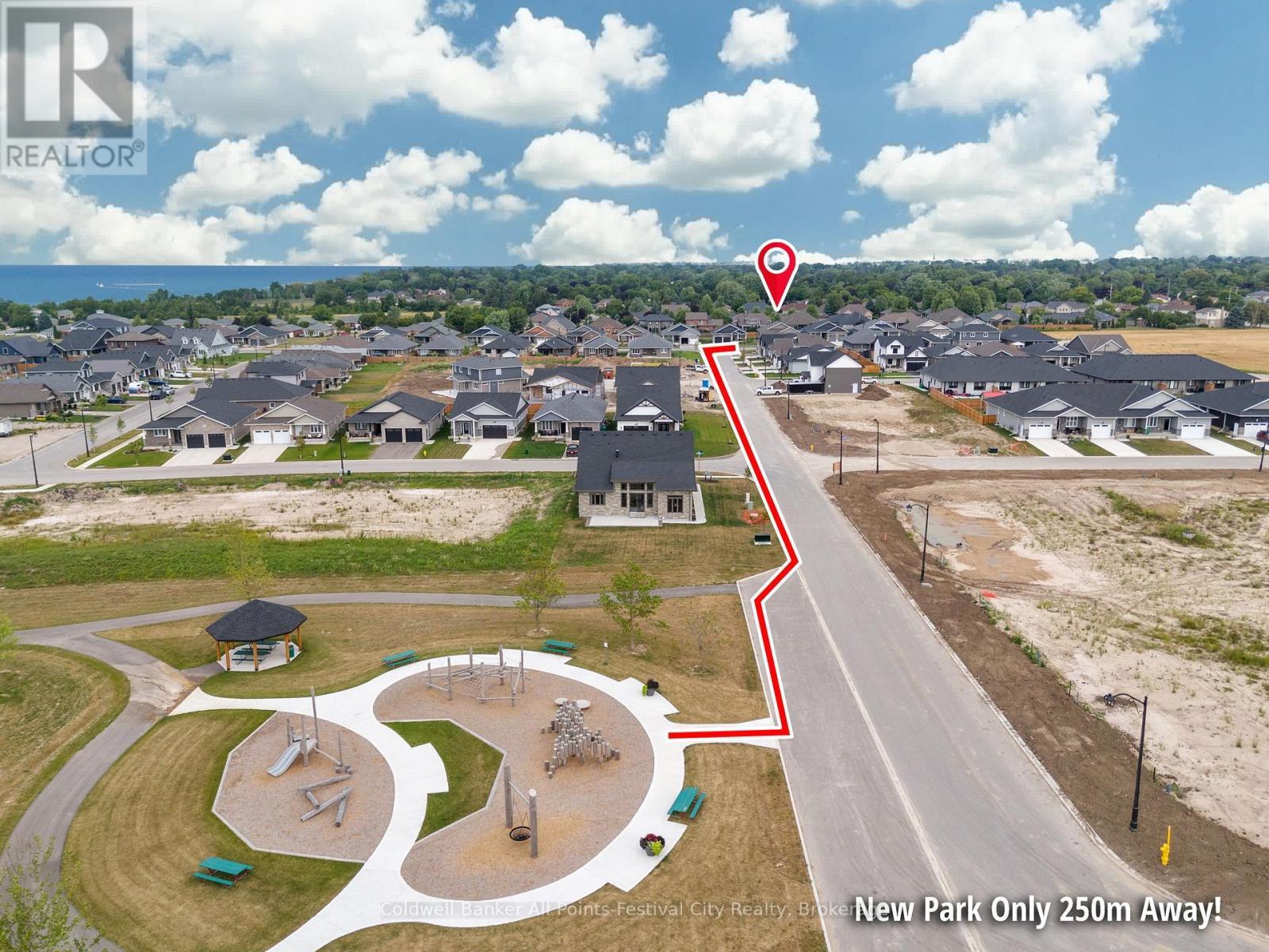 451 Woodridge Drive, Goderich (Goderich (Town)), ON - Outdoor With View