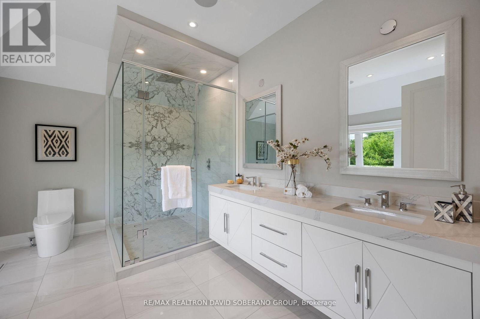 106 Allingham Gardens, Toronto, ON - Indoor Photo Showing Bathroom