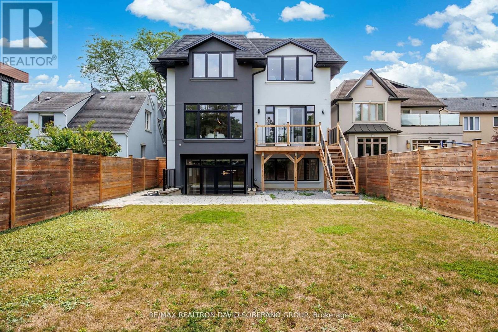 106 Allingham Gardens, Toronto, ON - Outdoor