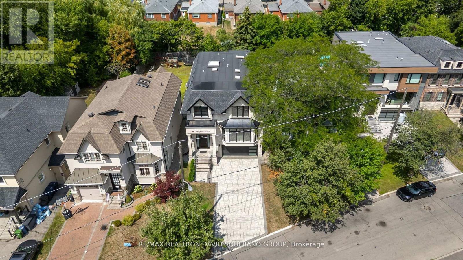 106 Allingham Gardens, Toronto, ON - Outdoor