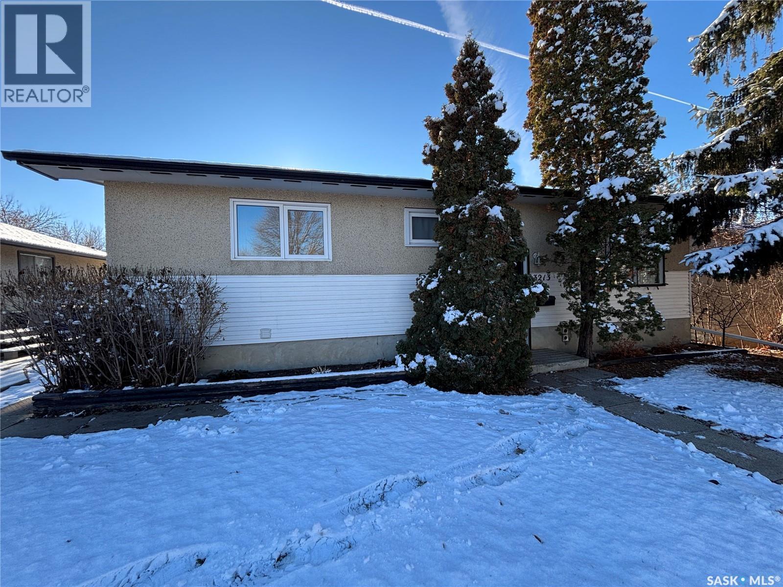 3213 33Rd Street W, Saskatoon, SK - Outdoor