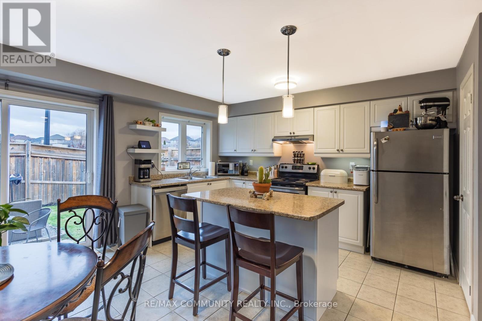 56 Farmstead Drive, Clarington, ON - Indoor