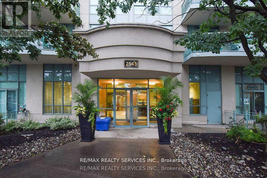 1610 - 2545 Erin Centre Boulevard, Mississauga, ON - Outdoor