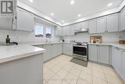 Quartz Counter With Backsplash -