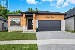 32 BRISCOE CRESCENT Strathroy-Caradoc (Ne), ON N7G 4E2