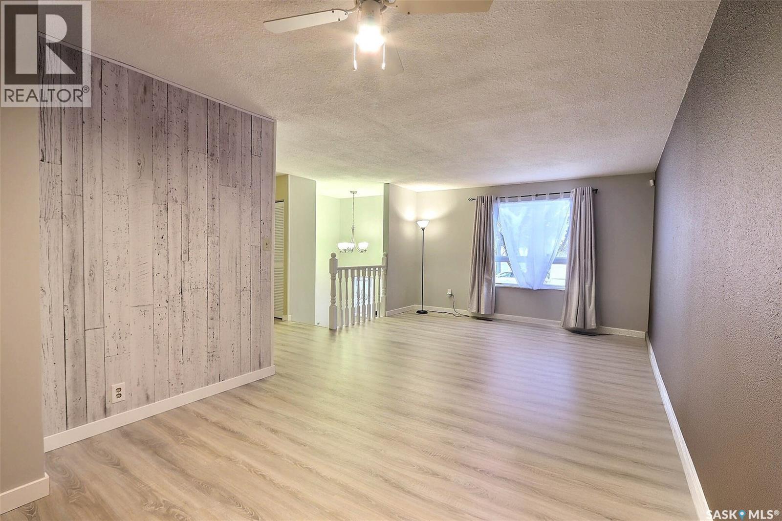 199 Macdowall Crescent, Prince Albert, SK - Indoor Photo Showing Other Room