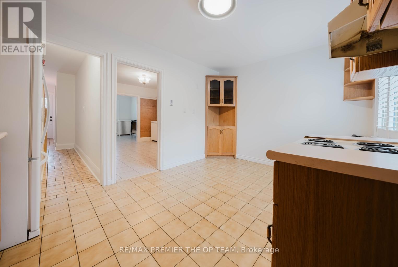 18 Greyton Crescent, Toronto, ON - Indoor