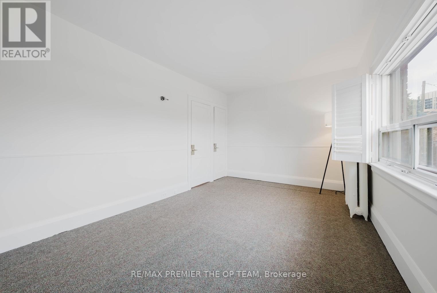 18 Greyton Crescent, Toronto, ON - Indoor Photo Showing Other Room