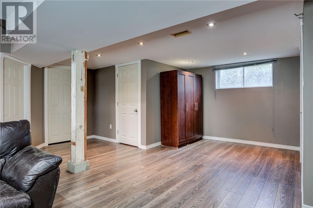 85 Elm Crescent, Levack, ON - Indoor