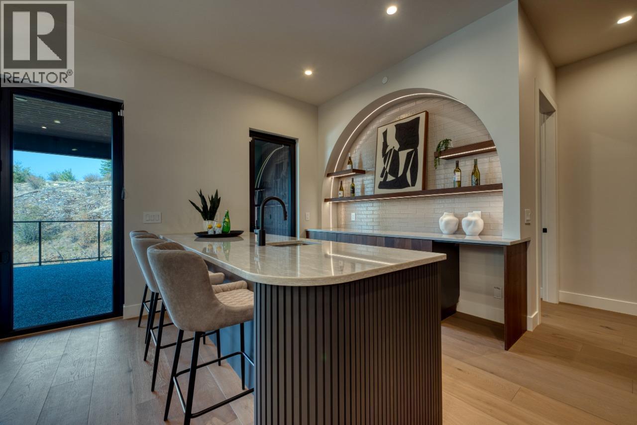 188 Wildsong Crescent, Vernon, BC - Indoor Photo Showing Kitchen