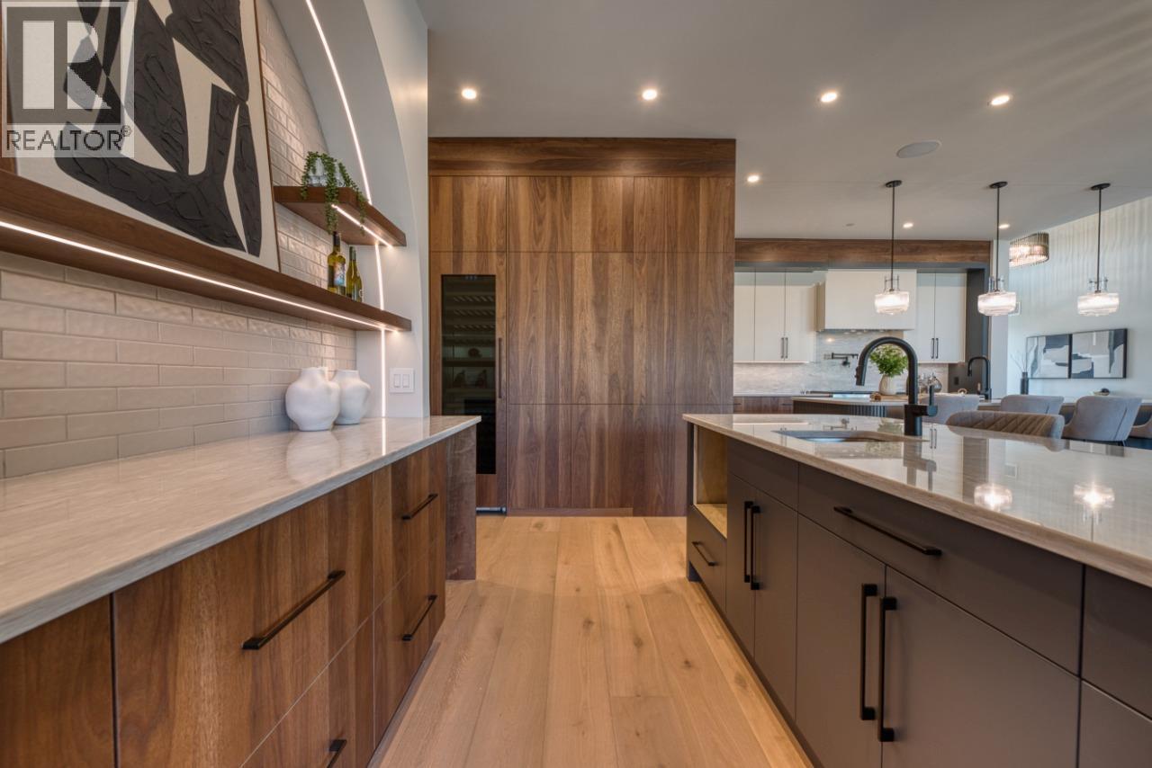 188 Wildsong Crescent, Vernon, BC - Indoor Photo Showing Kitchen