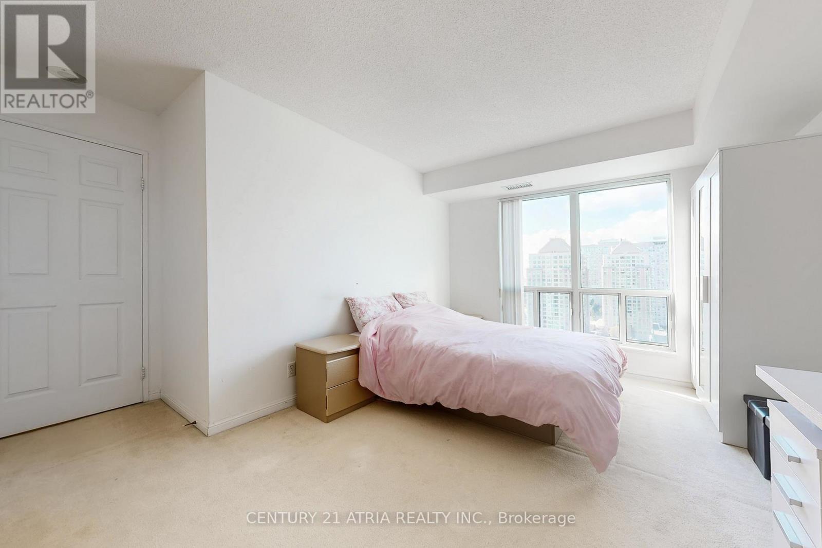 #2002 - 11 Lee Centre Drive, Toronto, ON - Indoor Photo Showing Bedroom