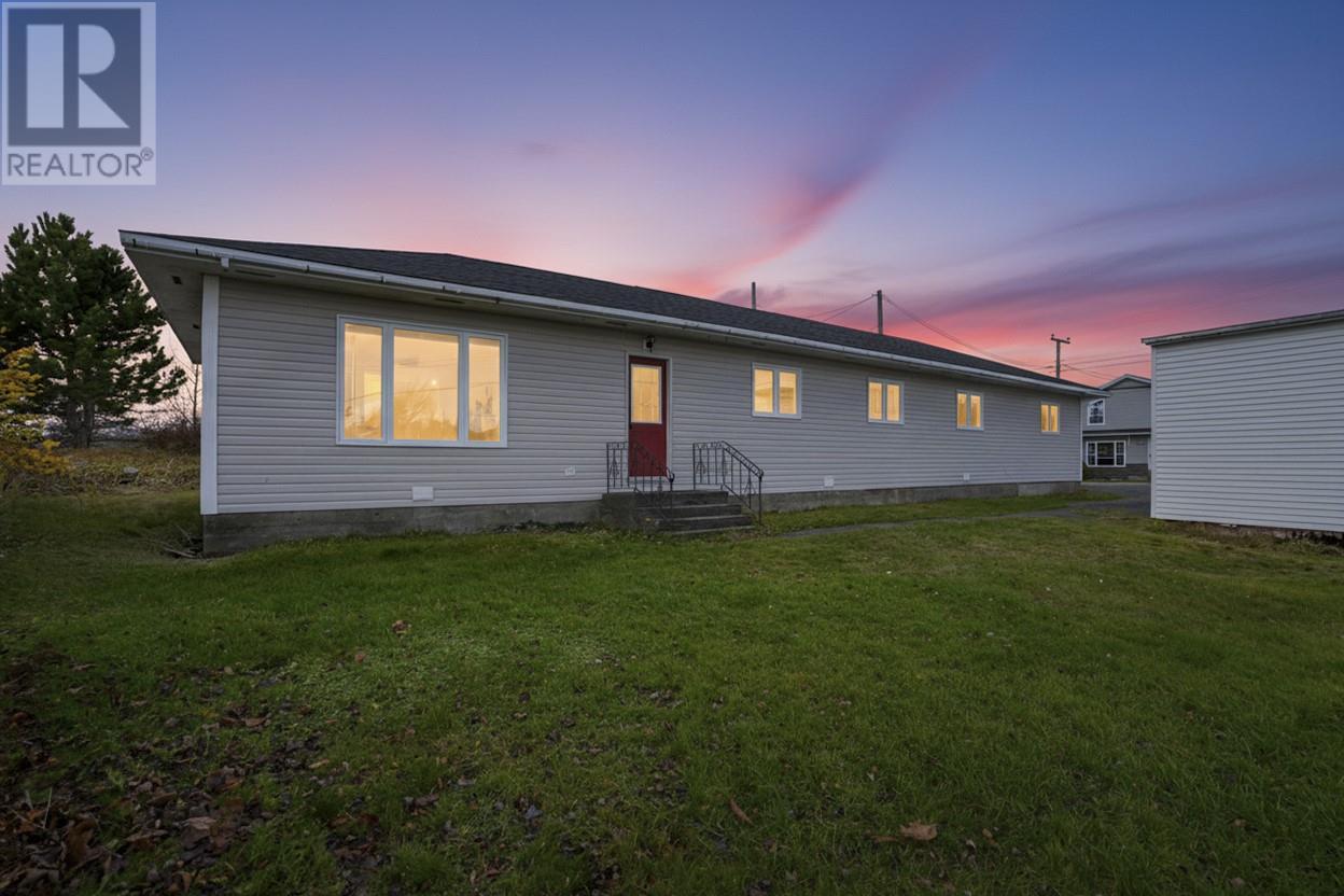 524 Main Road, Whitbourne, NL - Outdoor