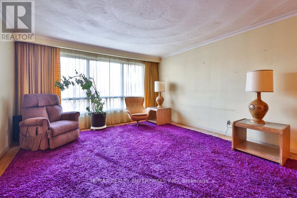 2288 Hensall Street, Mississauga, ON - Indoor