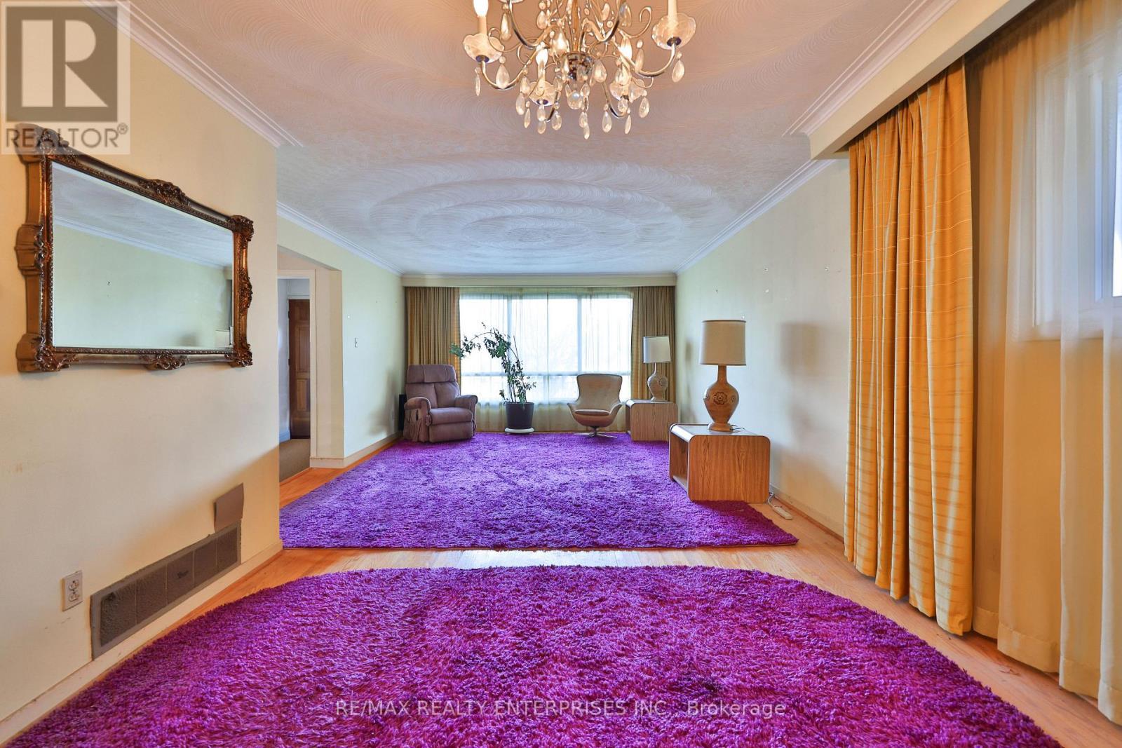 2288 Hensall Street, Mississauga, ON - Indoor Photo Showing Bedroom