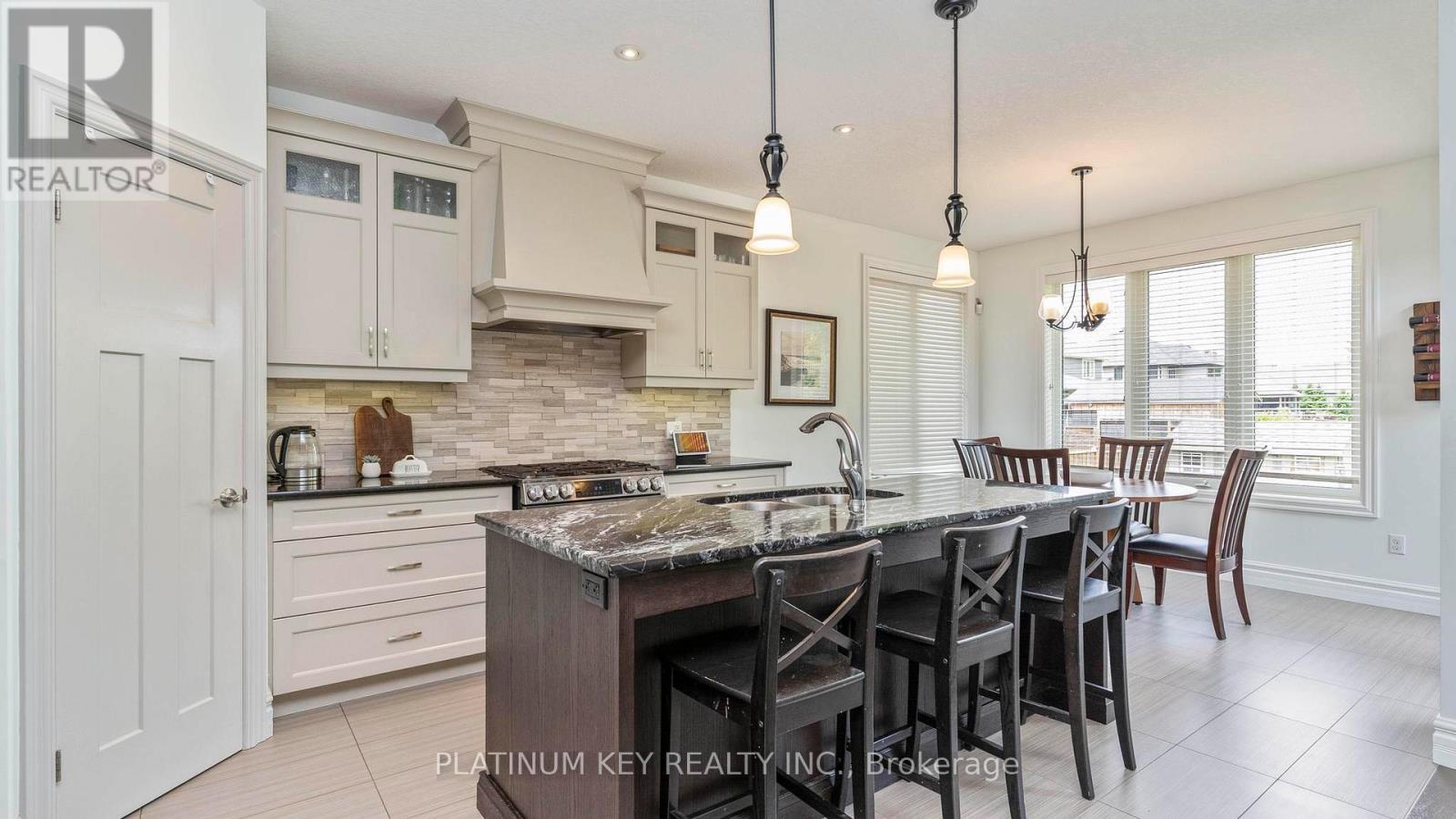 688 Woods Edge Road, Strathroy-Caradoc (Mount Brydges), ON - Indoor