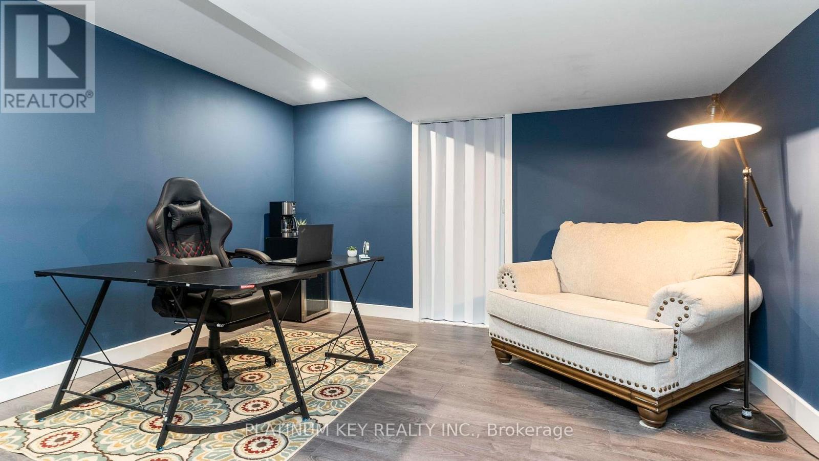 688 Woods Edge Road, Strathroy-Caradoc (Mount Brydges), ON - Indoor Photo Showing Office