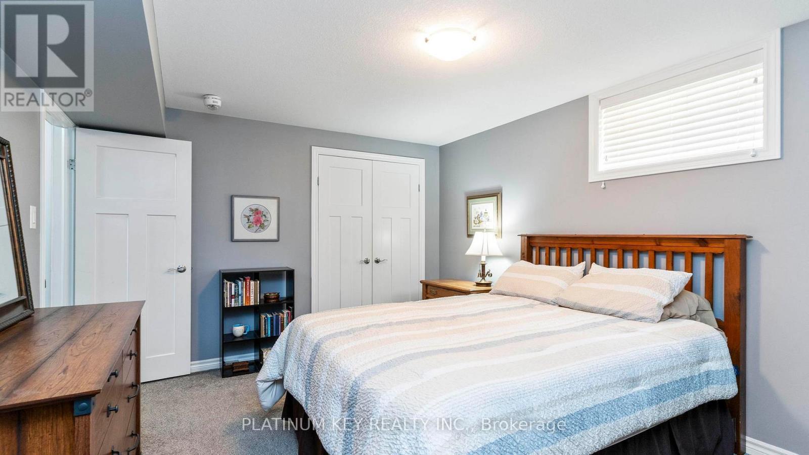 688 Woods Edge Road, Strathroy-Caradoc (Mount Brydges), ON - Indoor Photo Showing Bedroom