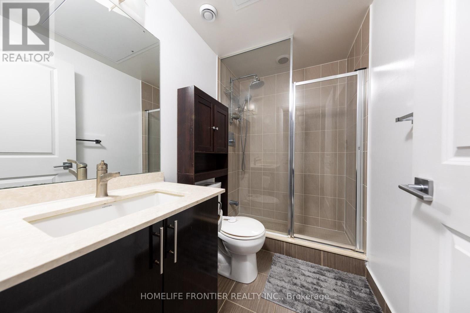Ph209 - 7167 Yonge Street, Markham, ON - Indoor Photo Showing Bathroom