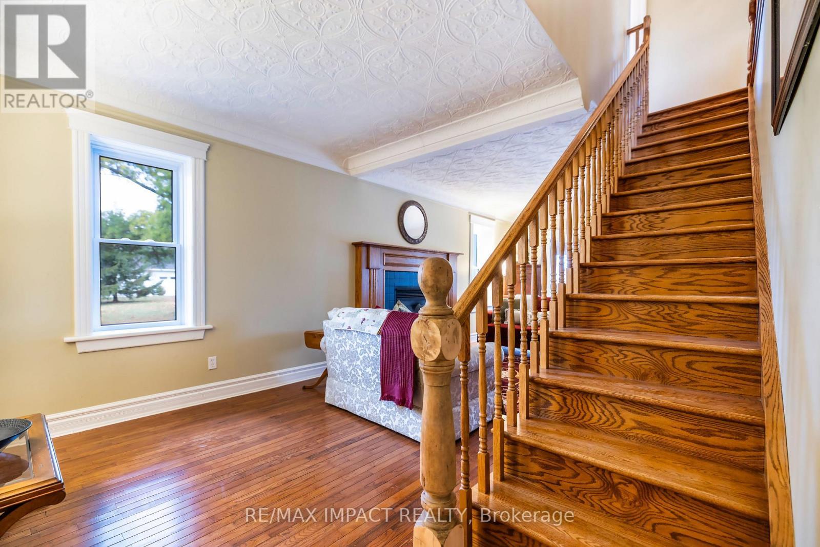 870B 6Th Line W, Trent Hills, ON - Indoor Photo Showing Other Room